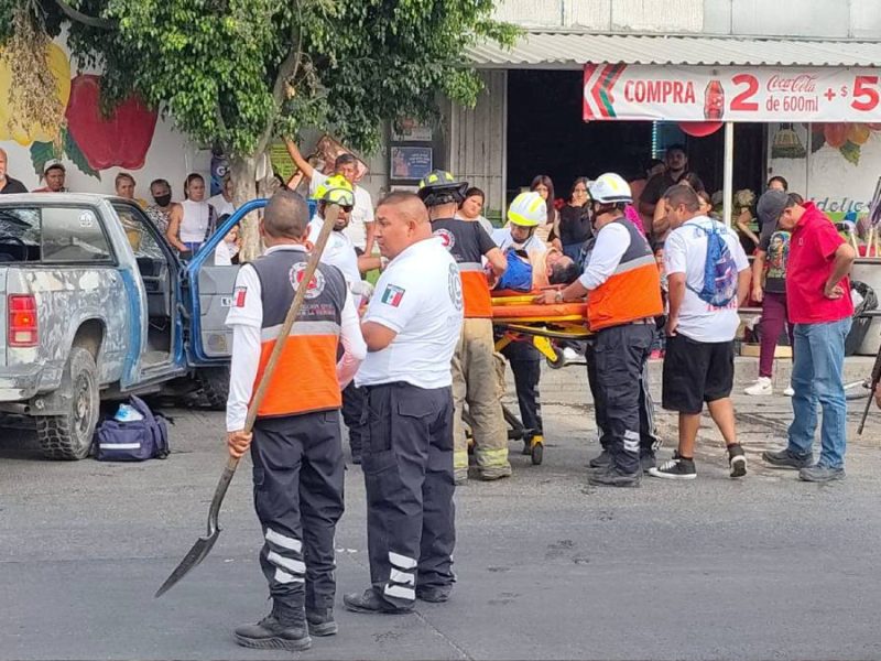 Grave accidente vial en la colonia Sopeña de Silao deja dos heridos