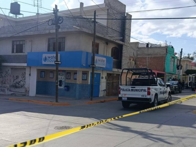 Asesinan a Juana de una puñalada en el cuello dentro de su coche, en León
