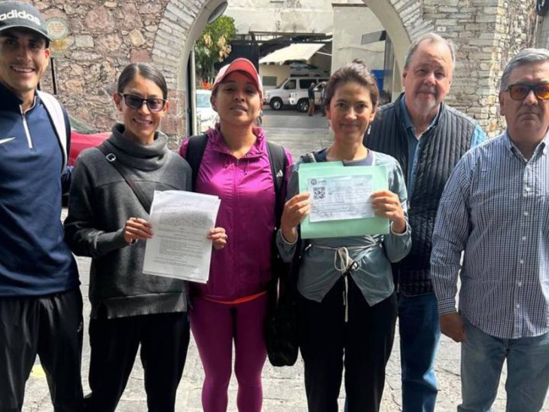 Denuncian ante Ministerio Público cierre del camino Los Mexicanos; Laura Galván encabeza la querella