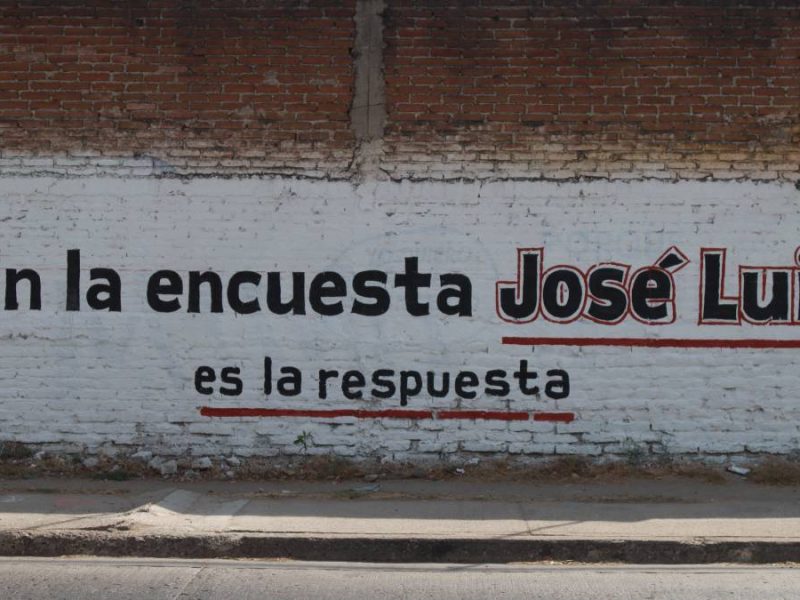 Aspirantes de León ¿en campaña anticipada? Alegan “estrategia editorial” y “travesura”