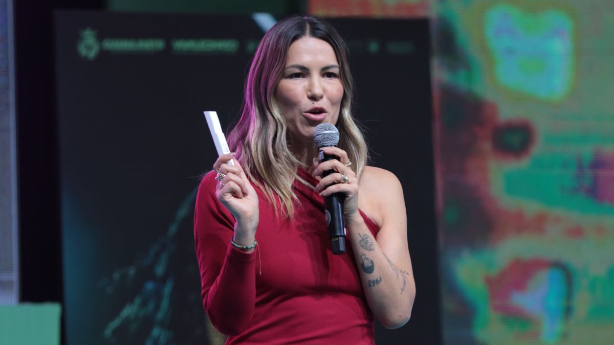 conferencia de Romina Sacre en Sapica