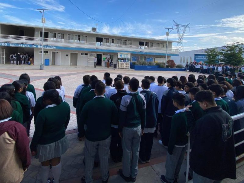Presión de grupos provida “congela” la educación sexual en Guanajuato