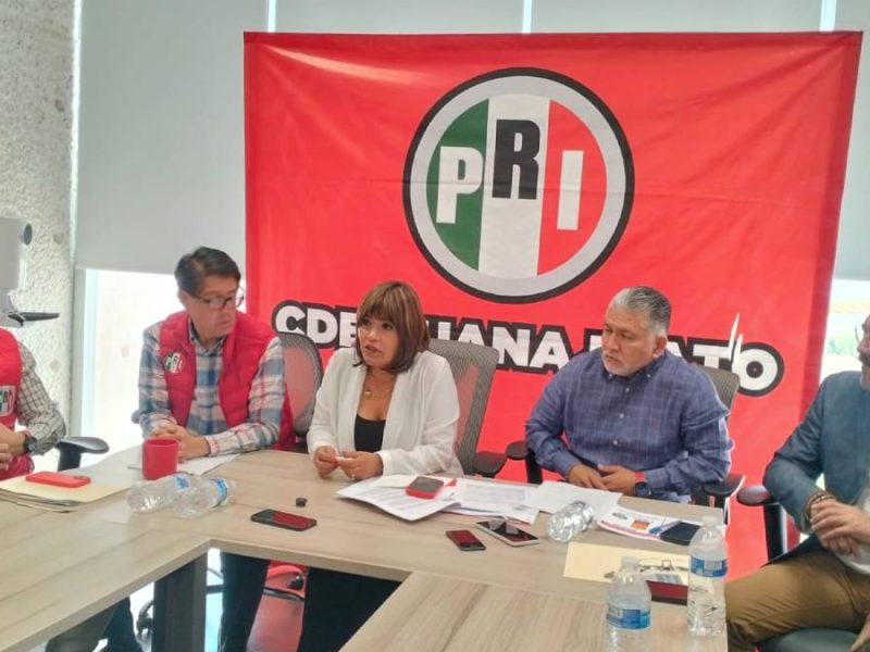 Diputados estallan contra la Fiscalía de Guanajuato por entrega errónea de cuerpos