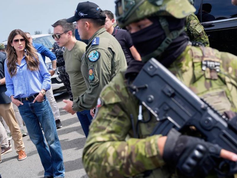 Ecuador alista ofensiva contra grupos criminales con apoyo logístico de Estados Unidos