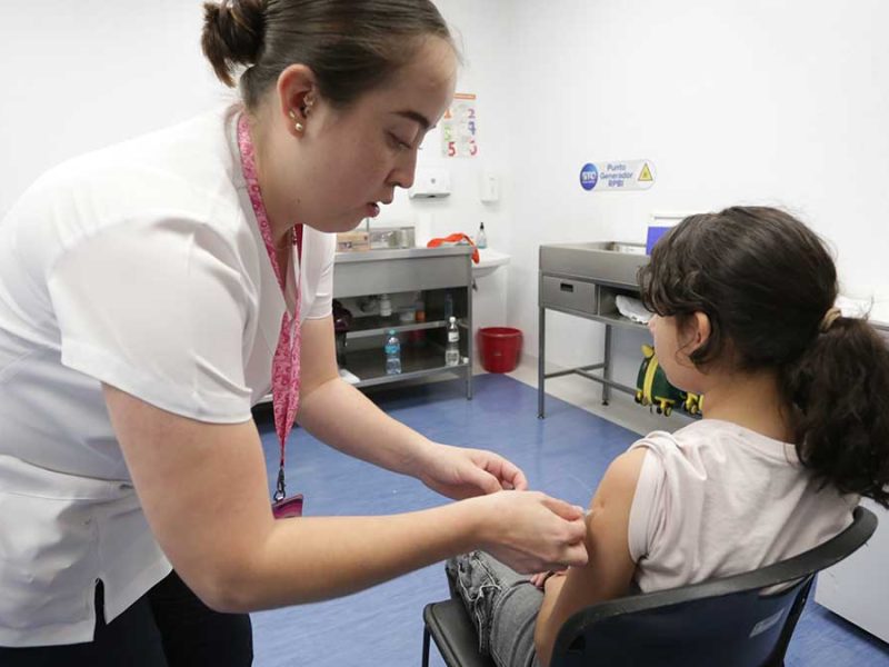 Guanajuato logra cifra histórica en campaña contra el sarampión; IMSS abre 145 vacantes