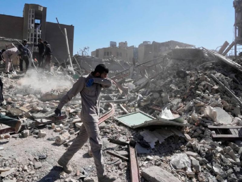 Suspende Estados Unidos operaciones en Embajada de Kuwait por conflicto