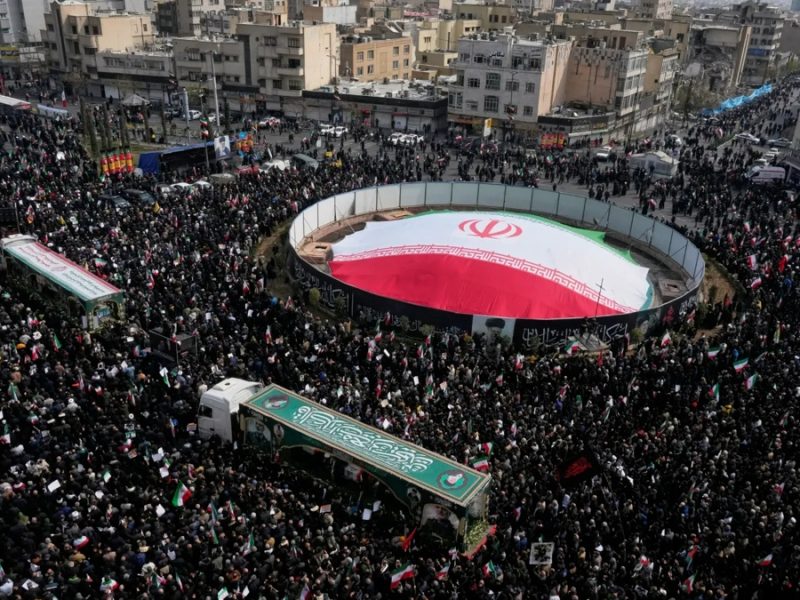 ¿Resistencia o colapso? Expertos analizan por qué Irán se sostiene en pie de guerra