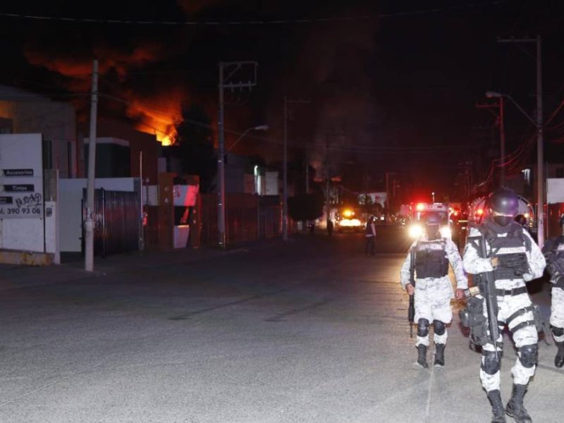 Incendio en Irapuato consume vivienda; vecinos señalan incidentes recurrentes