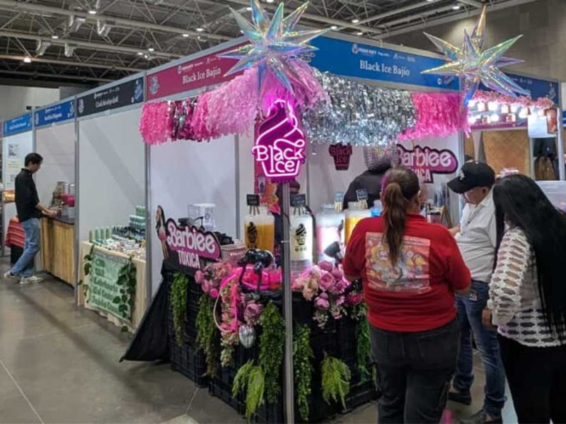 ¿Feria de las Fresas vacía o solo paseantes? Comerciantes del Inforum reportan bajas ventas