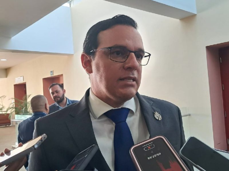 Clausuran en Guanajuato cuatro gasolineras con huachicol; dos están en León: Jiménez Lona