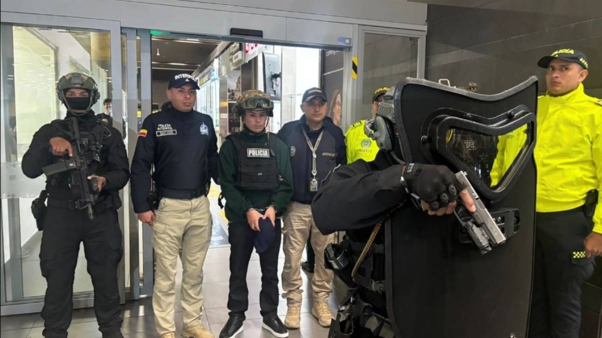 lobo-menor-excandidato-presidencial-ecuador