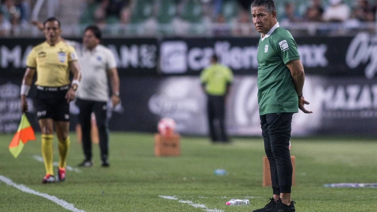 Ignacio Ambriz en el Club León: Un amargo regreso a la Fiera marcado por la crisis de resultados- Mexsport.