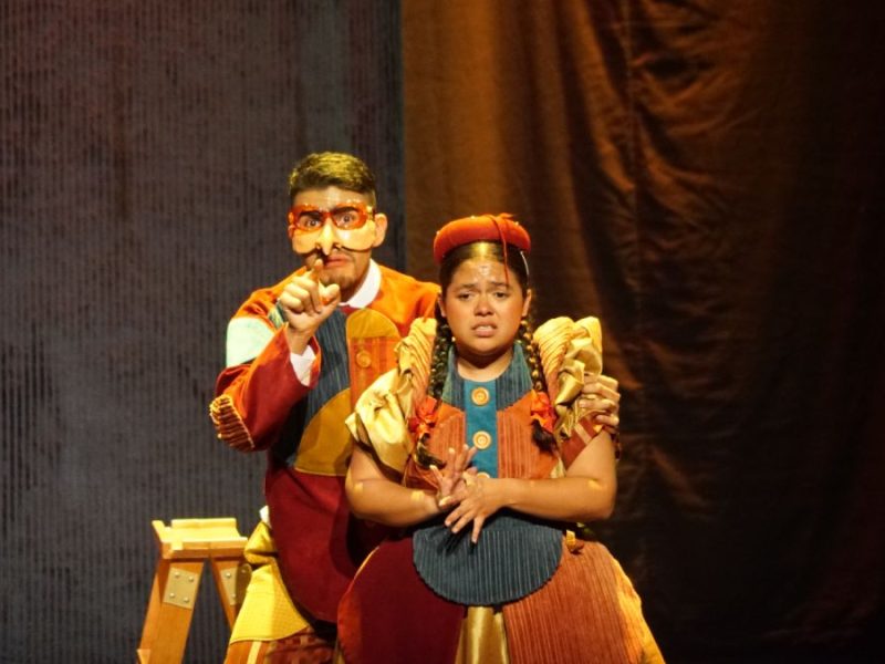 “Bolita”, obra de Líquido Colectivo, sorprende en el ciclo de Teatro Escolar de León 2026