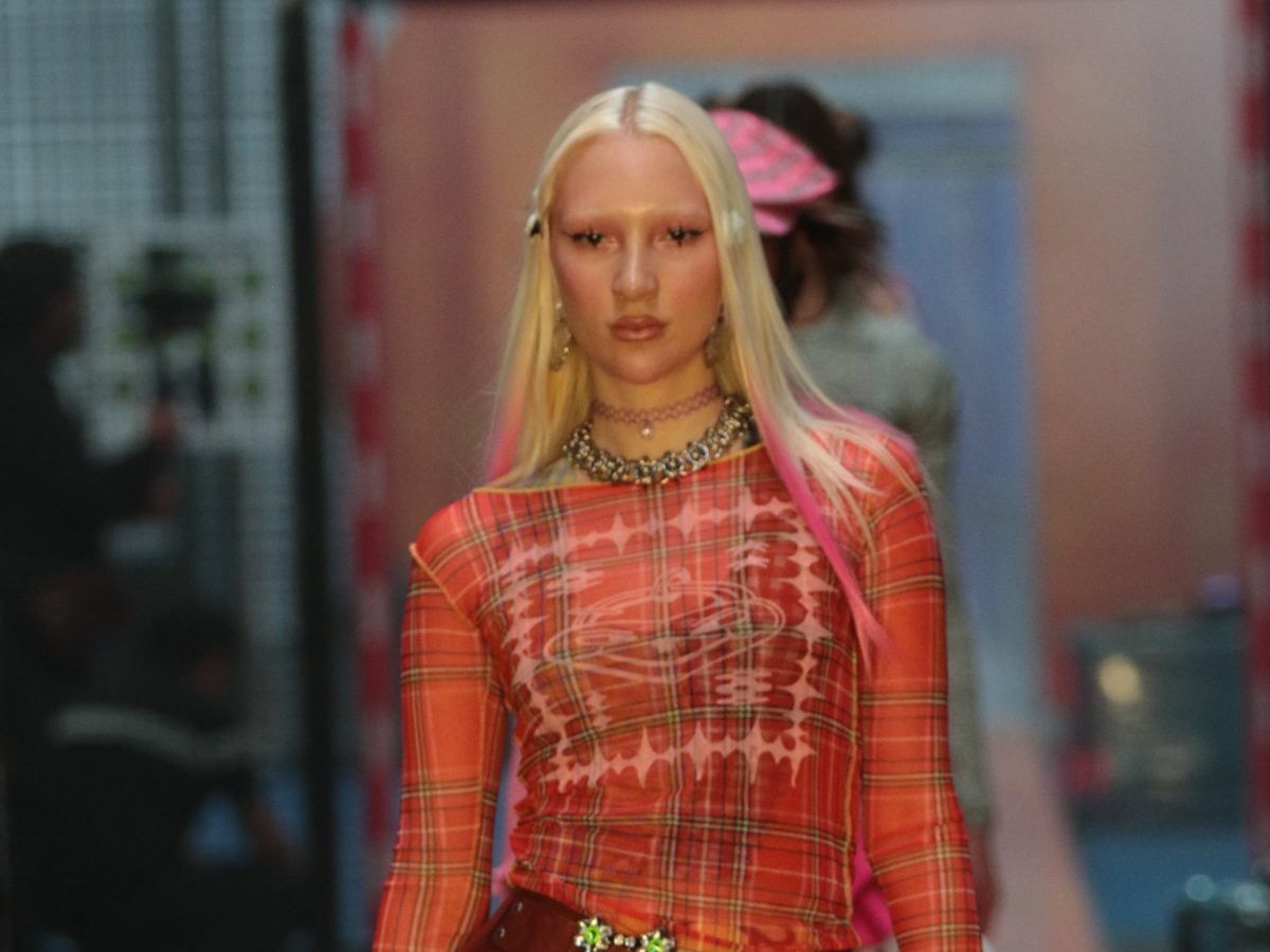 Pasarela Sapica 2026: Hello Kitty y Guerreras K-Pop marcan tendencia en el diseño de modas