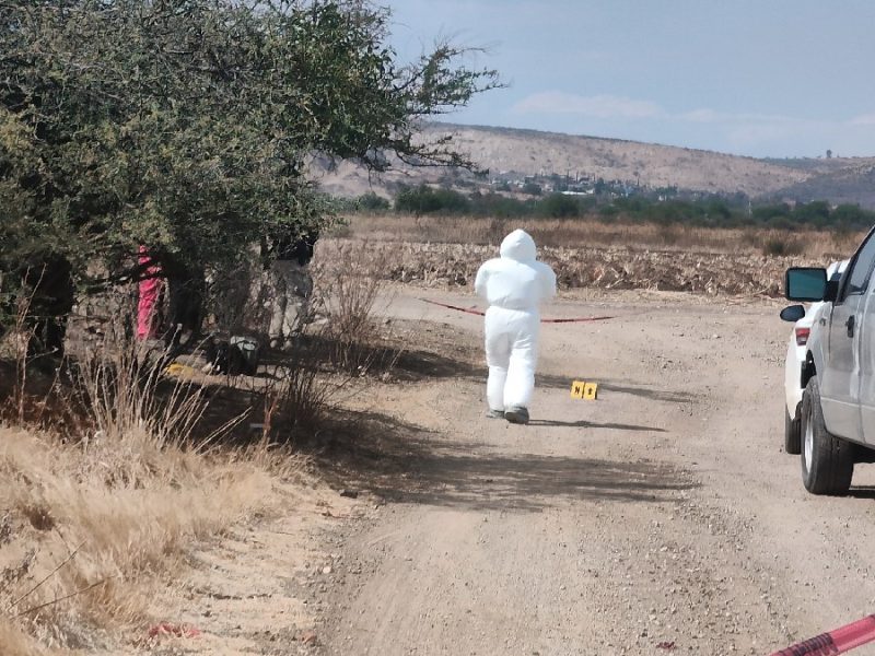 Emboscan a policías estatales, responden con persecución y abaten a dos agresores