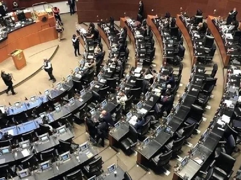 Mantiene PT freno al Plan B electoral; retrasan discusión y aprobación de dictamen