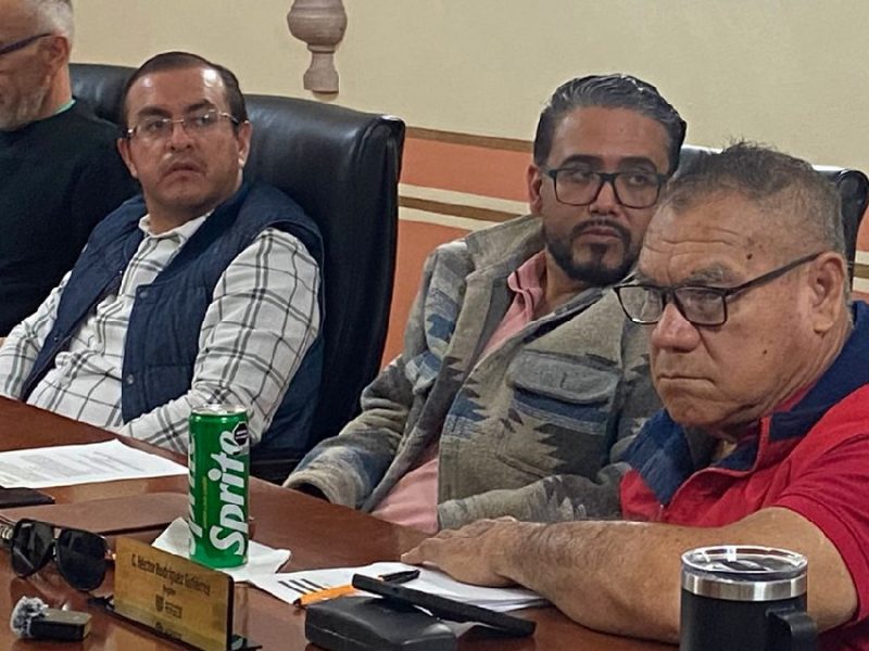 Cuestiona regidor de Morena viaje de alcalde de San Francisco del Rincón a España y no a EU