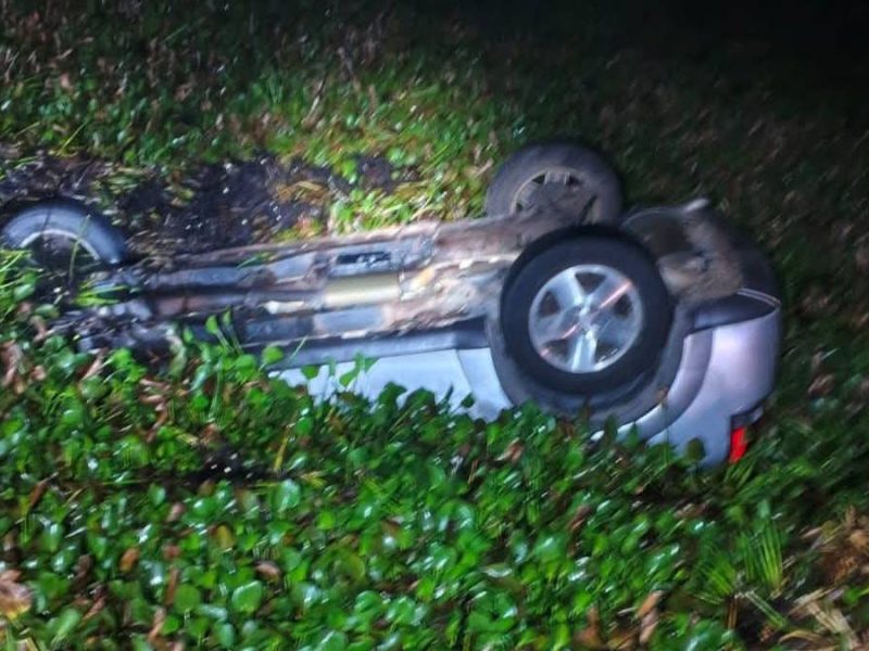 Muere policía tras volcadura en la laguna de Yuriria; estaba en su día de descanso