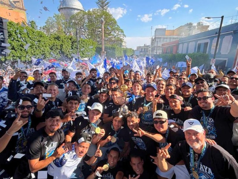 Celaya celebra en grande: Toros desfilan con el título de la Liga Premier MX