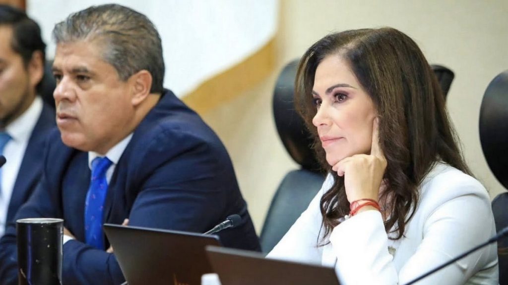 Alejandra Gutiérrez y Román Cifuentes