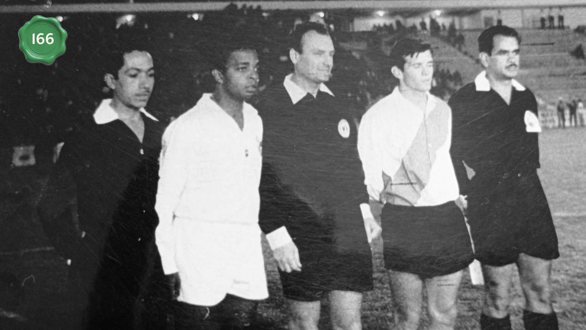 Antonio Arellano: el árbitro leonés que vio nacer el Estadio León