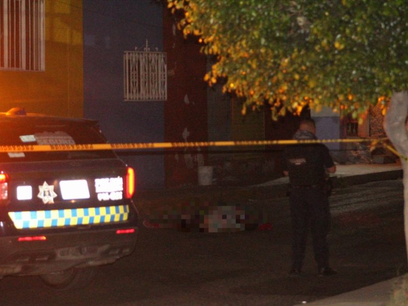 Otra violenta noche en Irapuato: Matan a dos hombres a balazos en Las Heras y en comunidad