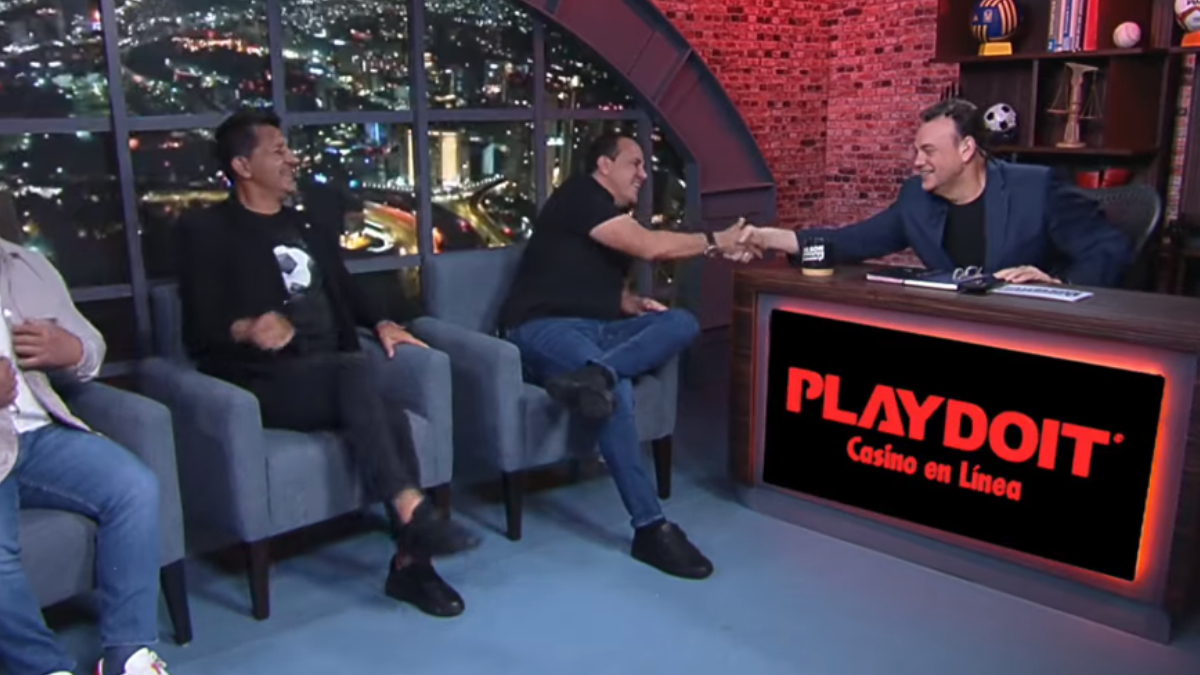 CuauhtémocBlancovsDavidFaitelson