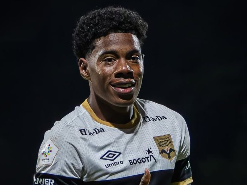 Necaxa vende a Dereck Moncada al Lugano 