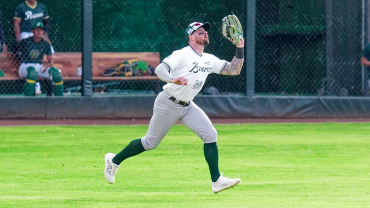 Jimmy Kerrigan, pelotero de los Bravos de León, durante un juego de la pretemporada 2026. Foto: Bravos de León.