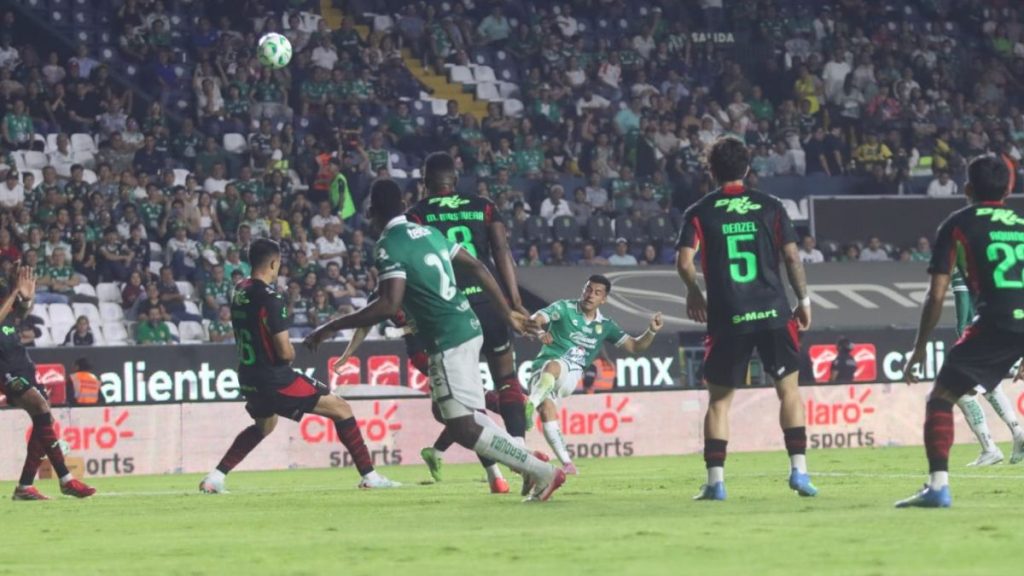 León Vs Juárez en el Nou Camp. Foto: Mary Ochoa.