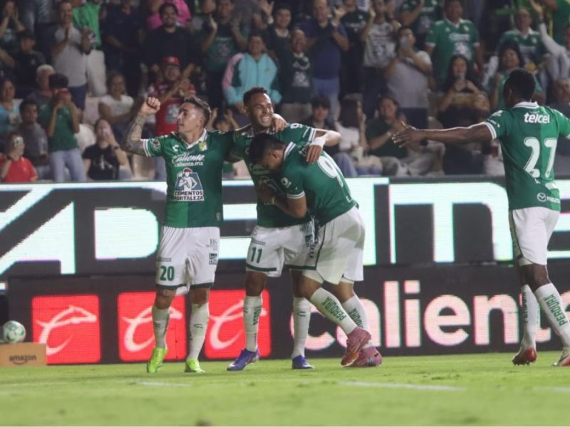 Díaz marca doblete, Gandolfi sigue invicto y León pelea por la Liguilla