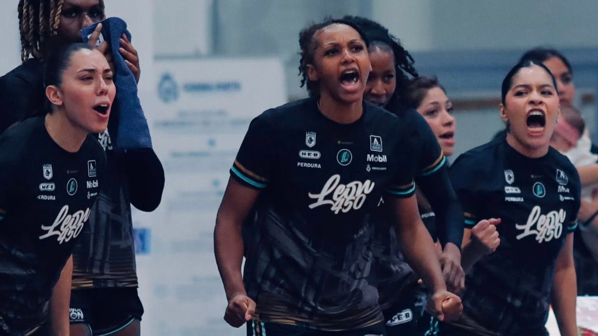 Abejas de León Femenil en su último compromiso ante Santas del Potosí. Foto: Abejas de León Oficial.