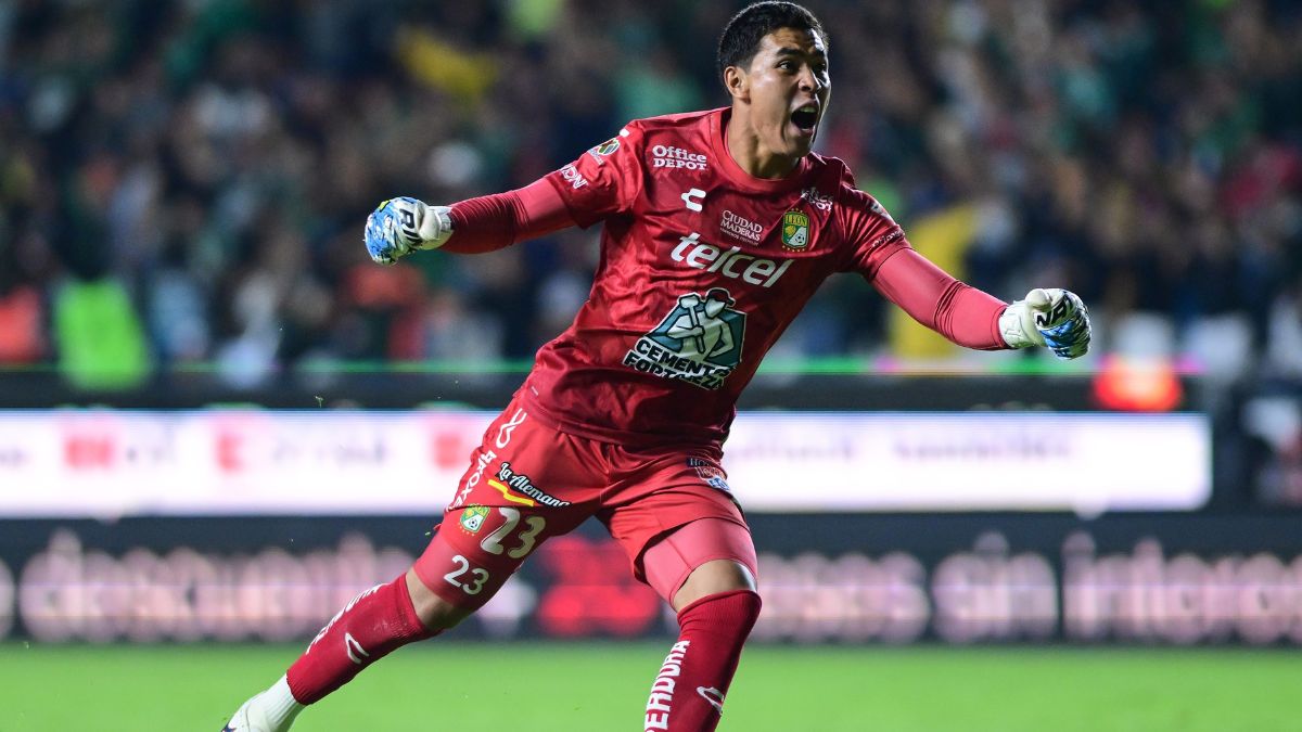 Óscar García celebrando un gol con el Club León. Foto: Mexsport.