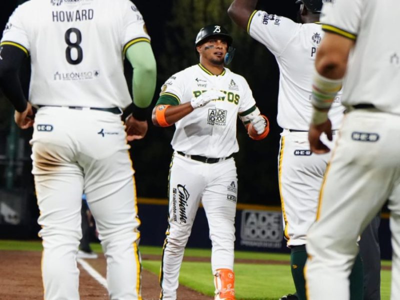 Jermaine Palacios, agradecido por el presente con Bravos de León