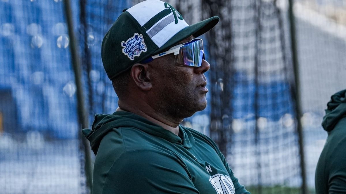 Miguel Tejada cumple su segundo año como manager de Bravos de León; primero de manera completa. Foto: Bravos de León Oficial.