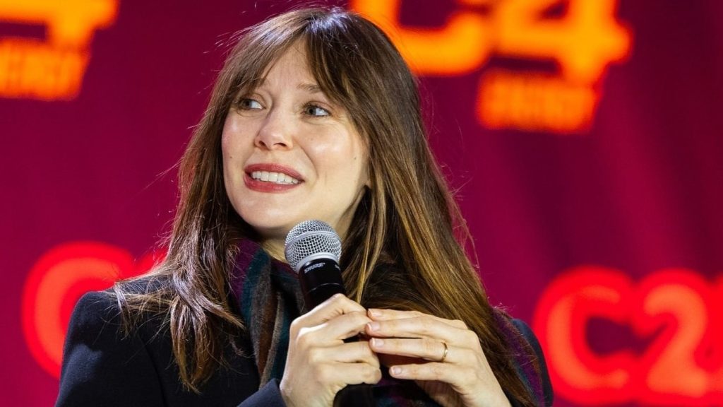 Elizabeth Olsen desata rumores de embarazo