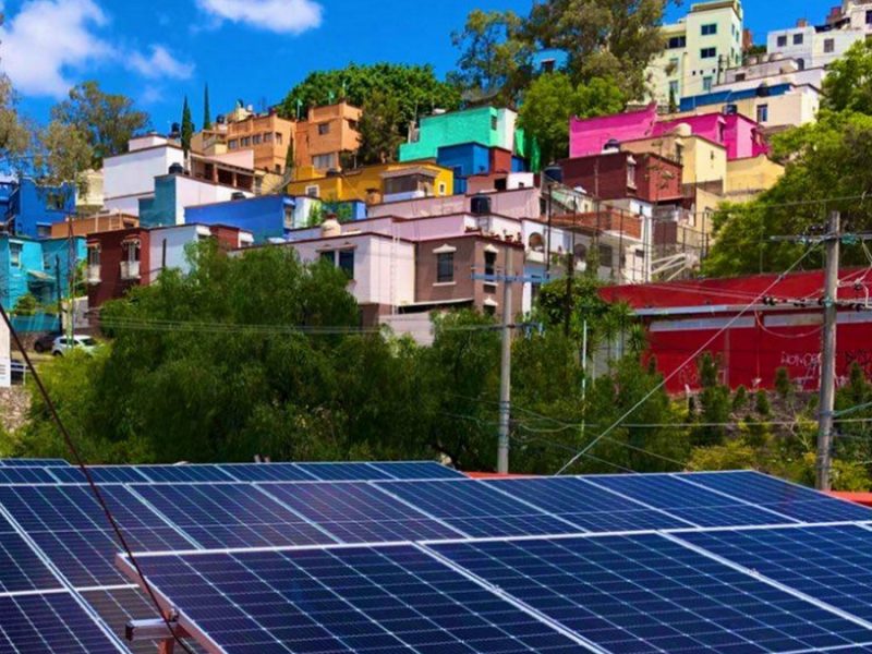 Guanajuato genera energía de sobra, pero en León las redes de la CFE están saturadas