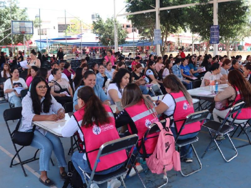 Entrega de Tarjeta Rosa arranca con más orden que en el caótico reparto de 2025