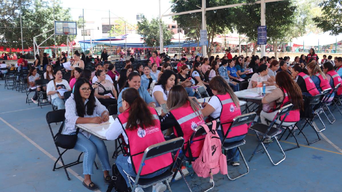 Entrega de Tarjeta Rosa