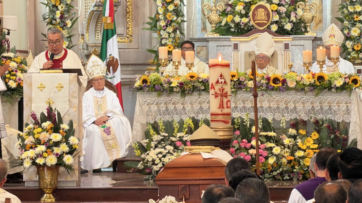 Funeral obispo emérito de Celaya