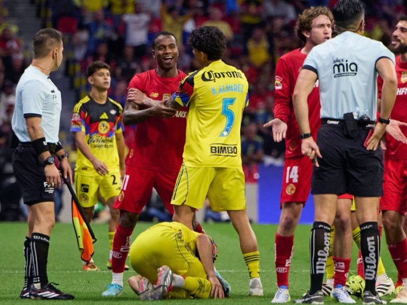 Helinho denuncia insultos racistas en redes sociales