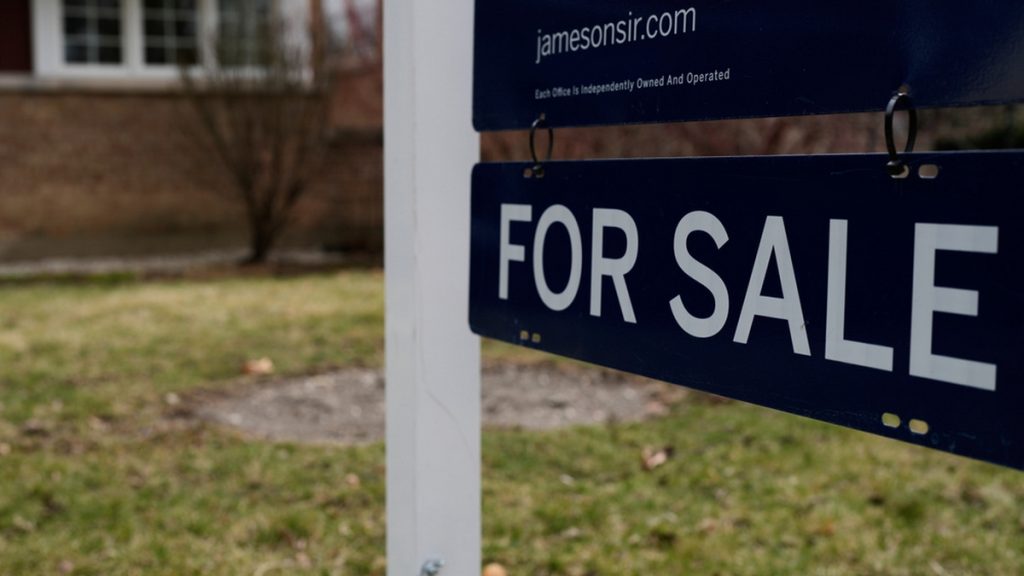 Bajan hipotecas a 30 años en EU