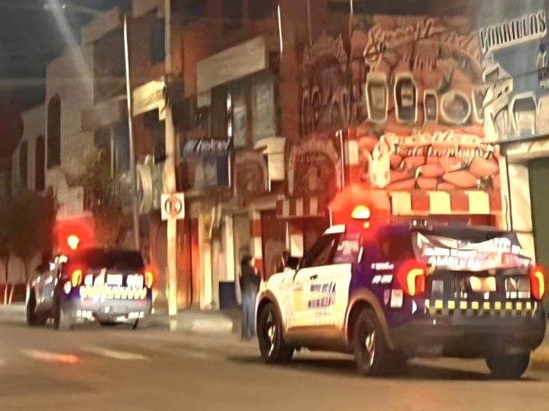 Arde negocio de fresas en el centro de Irapuato; investigan origen del incendio