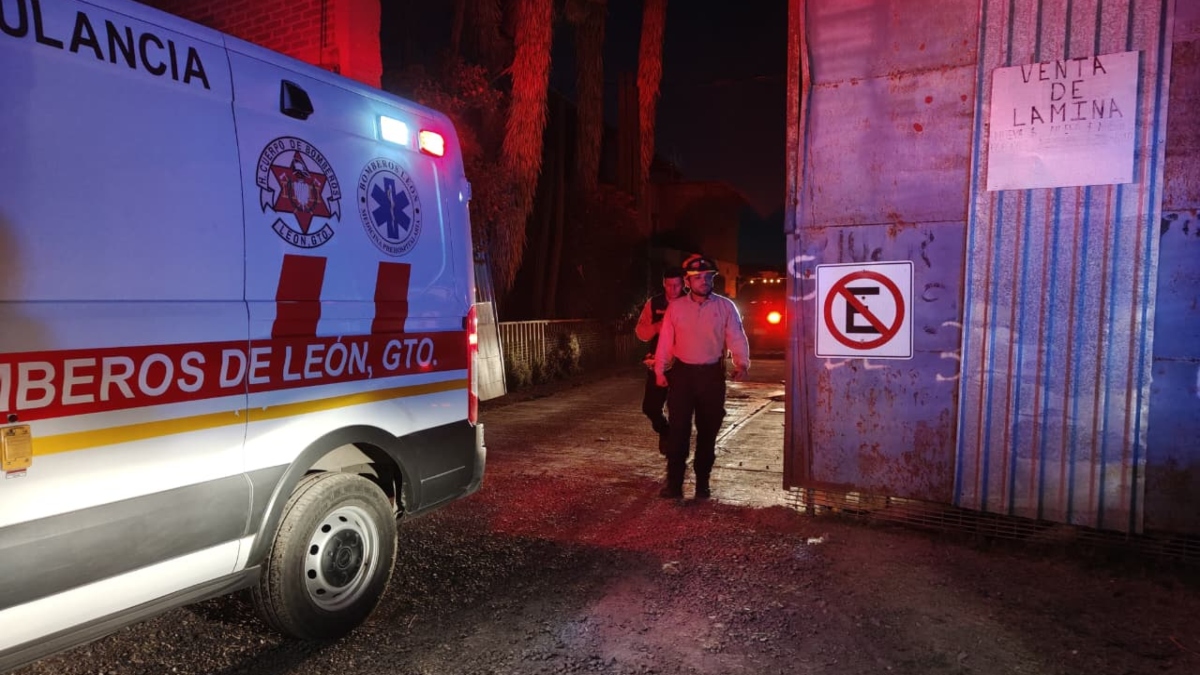Incendio en recicladora de Ciudad Industrial