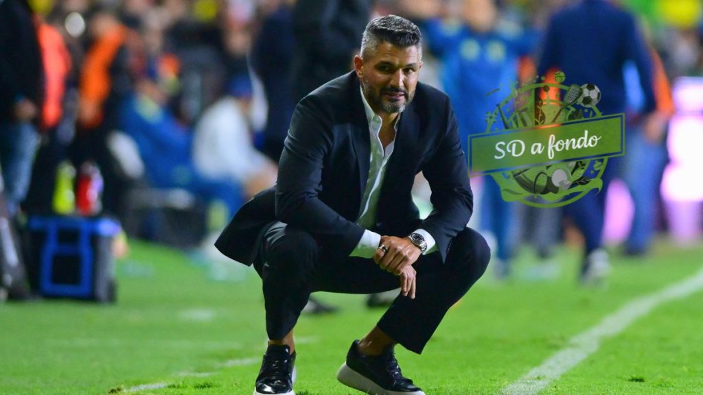 Javier Gandolfi en el duelo entre León y América. MexSport.