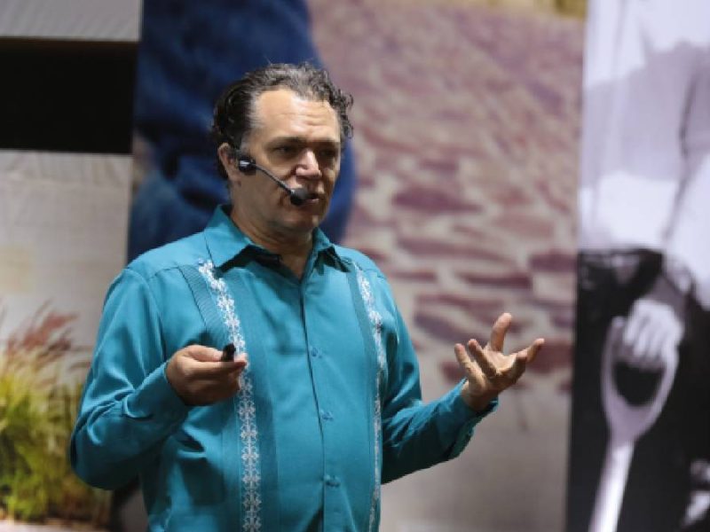 Juan Miguel Zunzunegui en León: Así fue su conferencia sobre los retos y el futuro de México