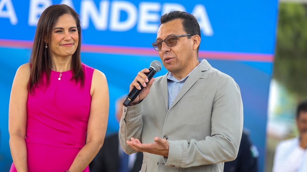 Leopoldo Mora Flores