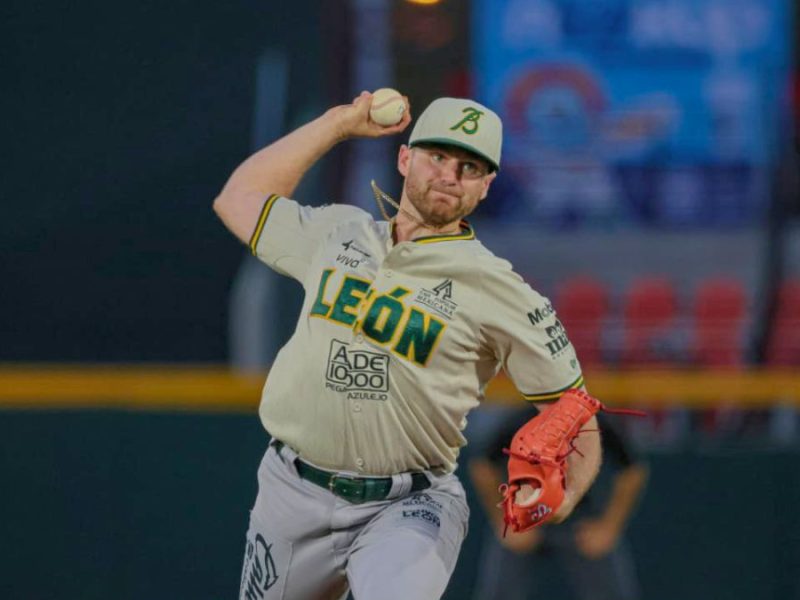 Bravos de León hace historia con barrida en serie inaugural Vs Leones