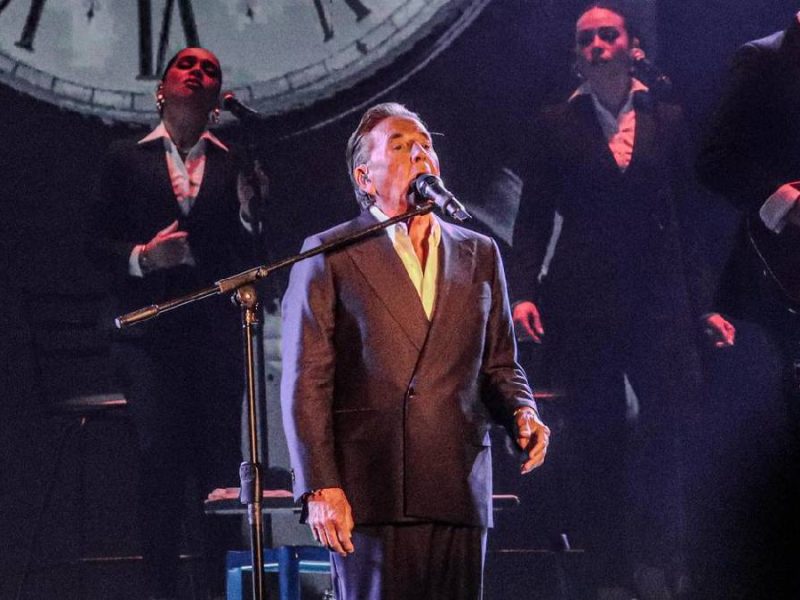 Ricardo Montaner emociona a León con “El último regreso”: una noche de nostalgia y amor en la Velaria