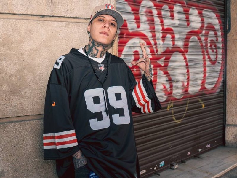 Al estilo Christian Nodal, Santa Fe Klan ‘limpia’ sus redes sociales